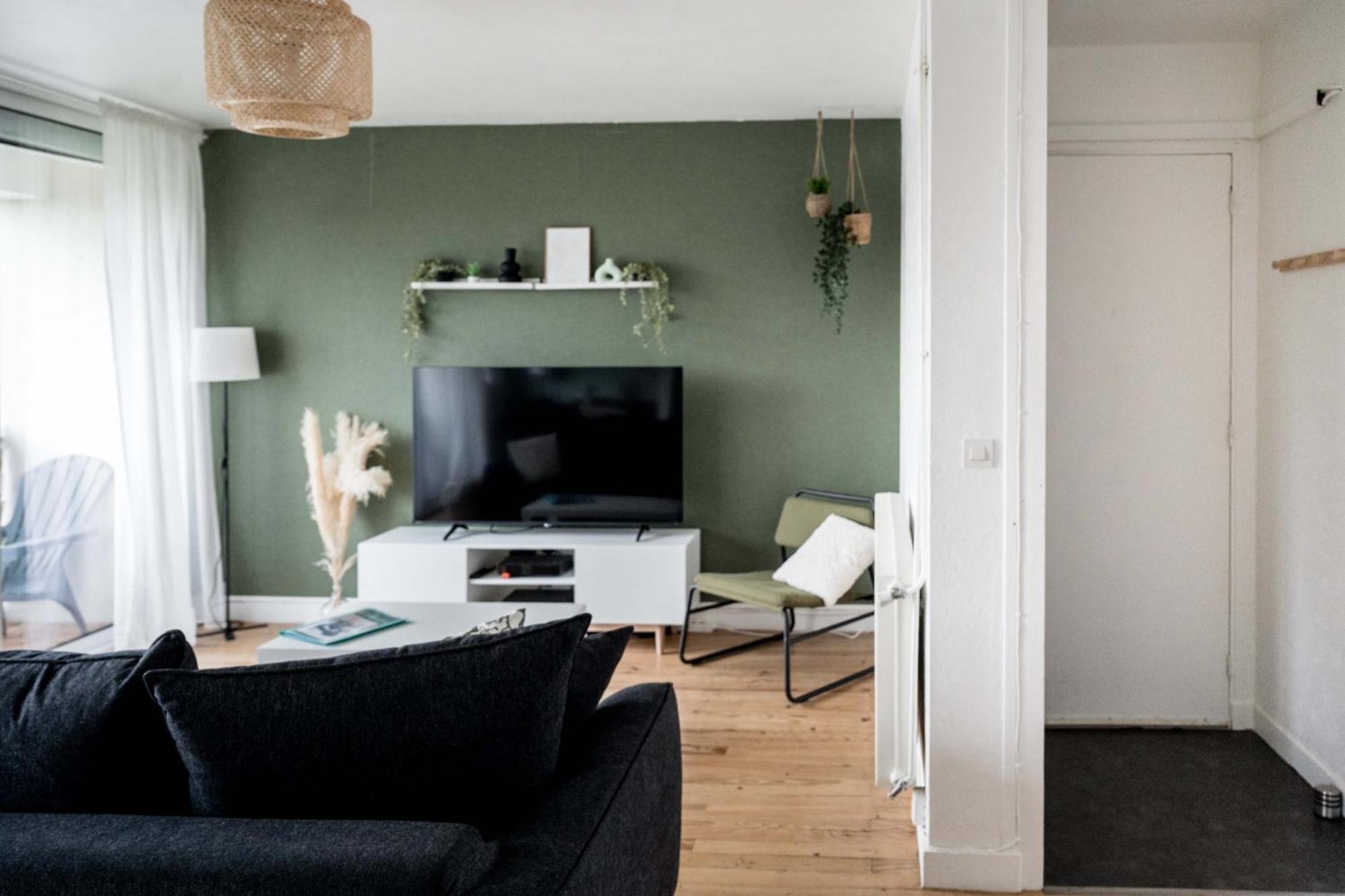 Appartement Le Ambroise - T3 Spacieux Et Calme Avec Parking Gratuit