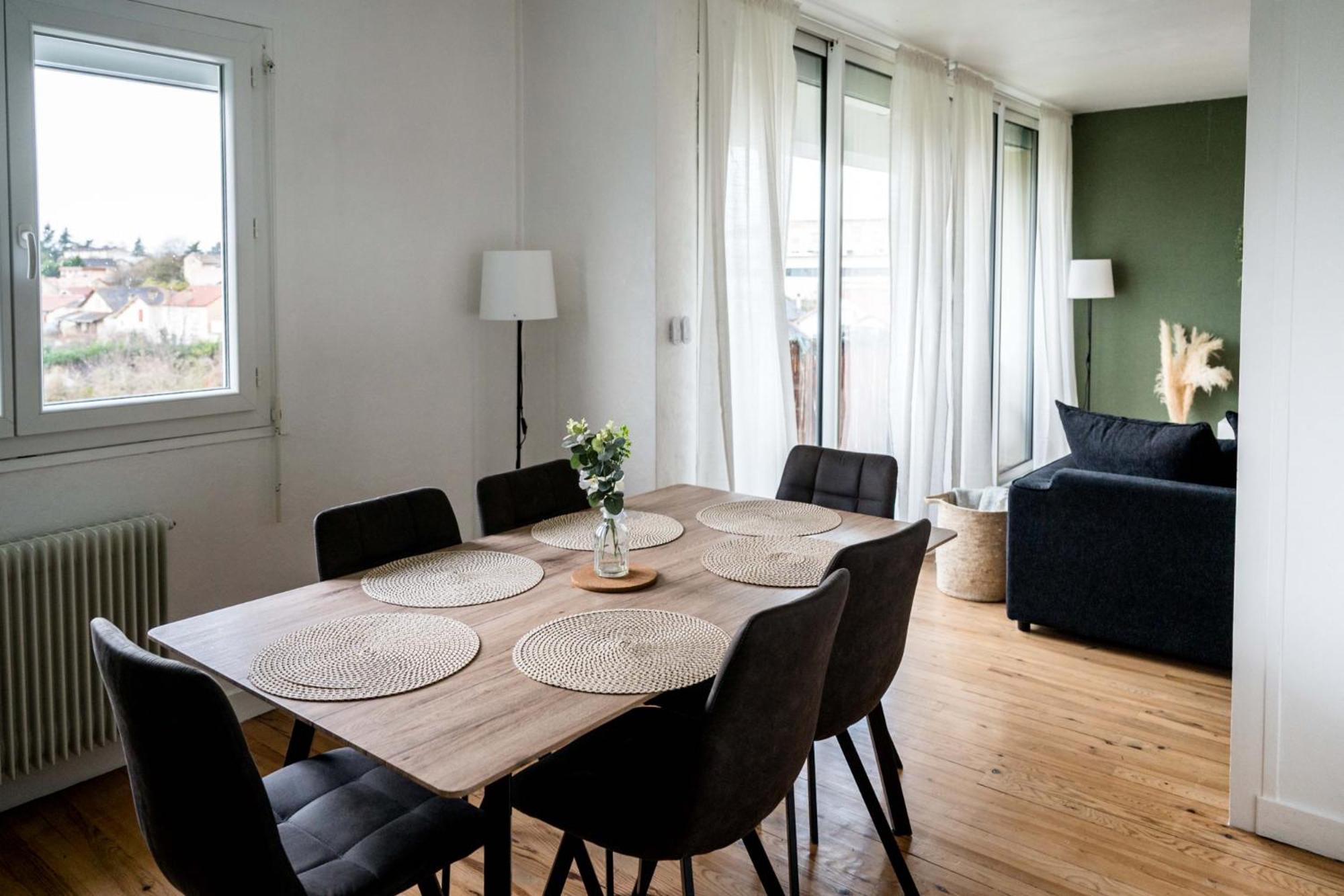 Appartement Le Ambroise - T3 Spacieux Et Calme Avec Parking Gratuit